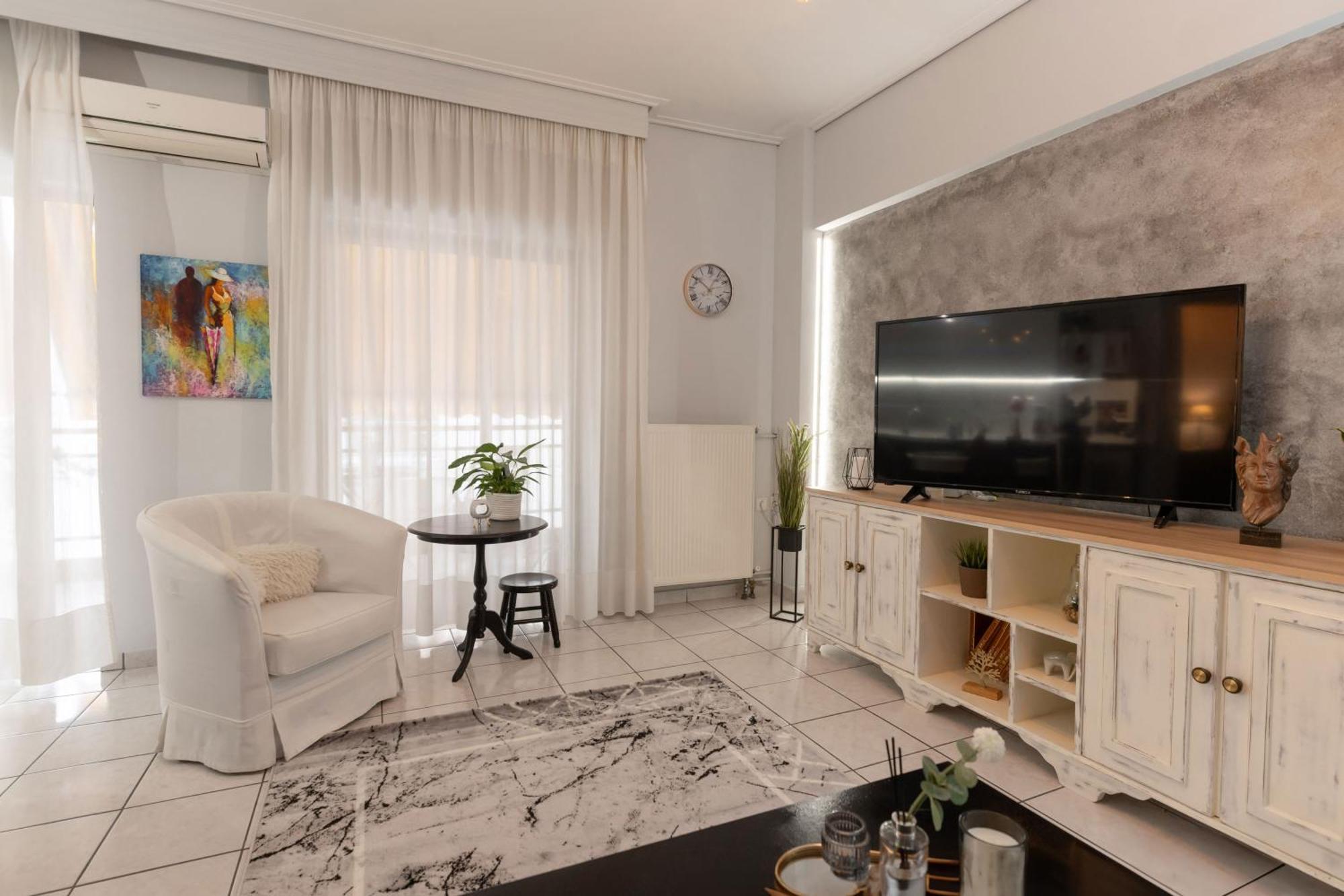 Unique Central Apartment Larissa Exterior foto